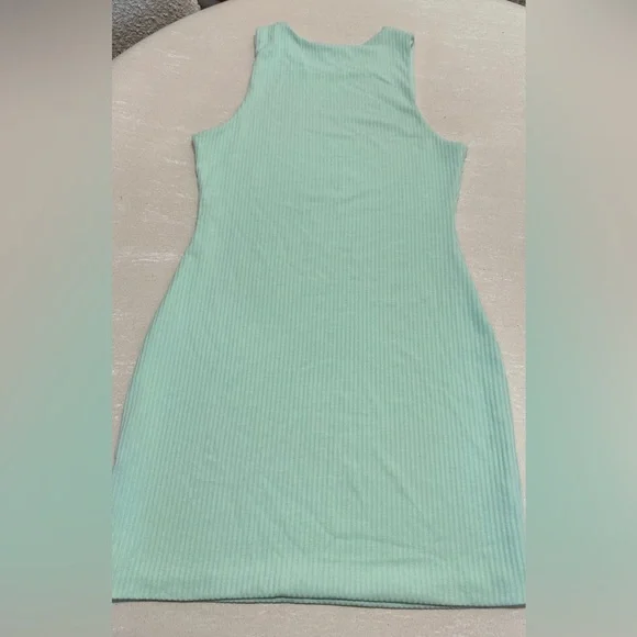 Meshki Pania Ribbed Sleeveless
Bodycon Mini Dress Mint Green Size
Large - Picture 5 of 8